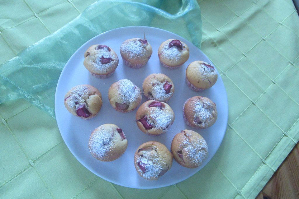 Rhabarber-Marzipan-Muffins