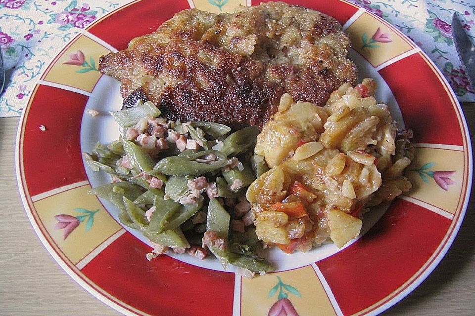 Bauernschnitzel mit Speckbohnen