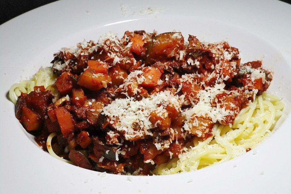 Spaghetti mit Gemüsebolognese