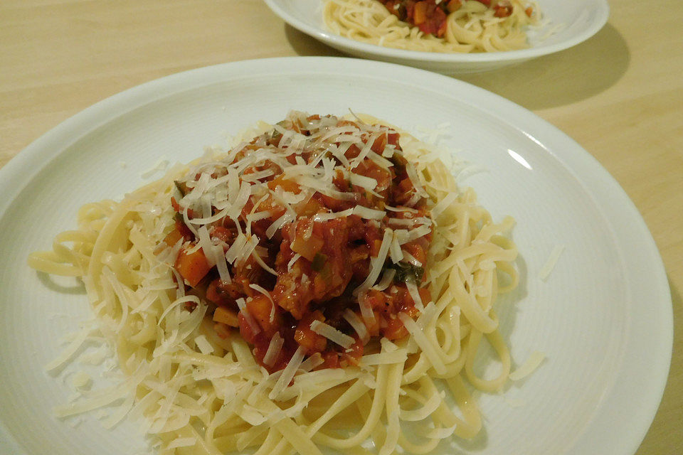 Spaghetti mit Gemüsebolognese