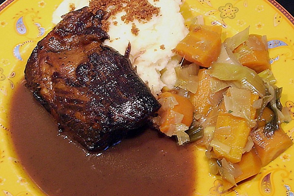 Schweinebraten in Sherry-Sauce