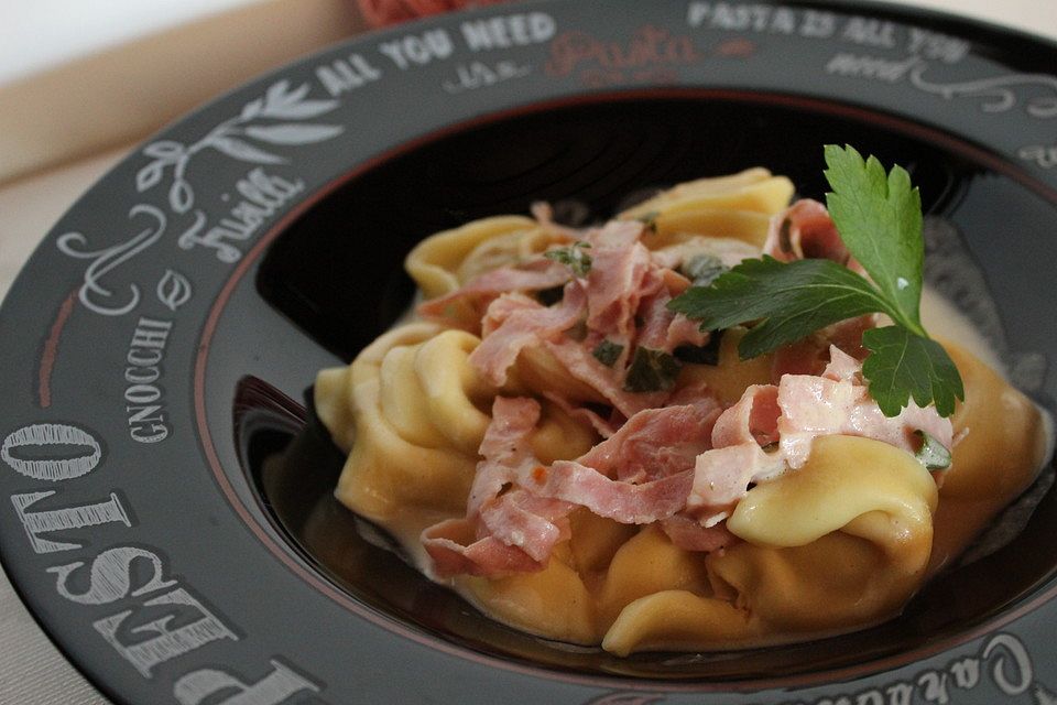 Tortellini alla Panna