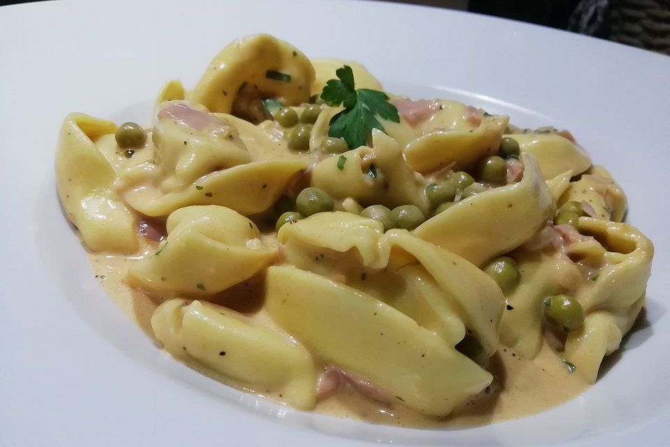 Tortellini alla Panna