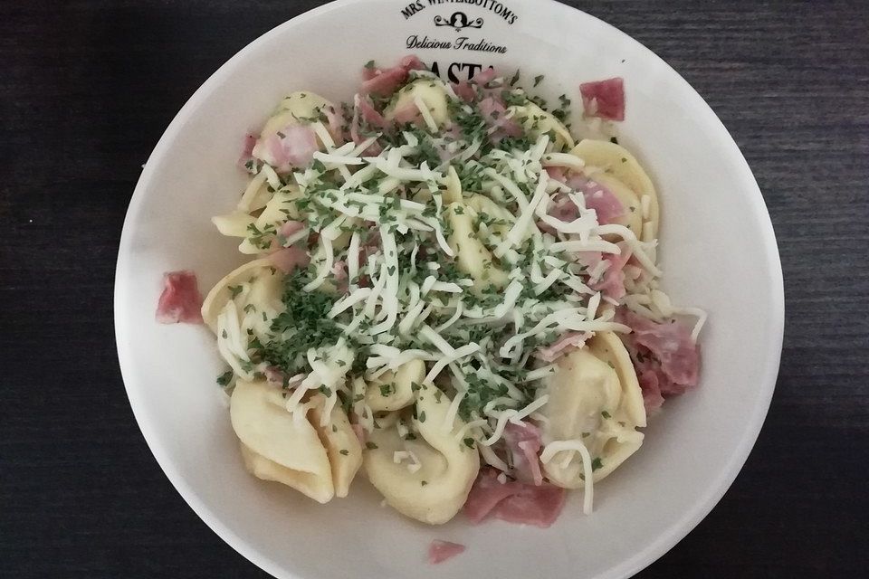 Tortellini alla Panna