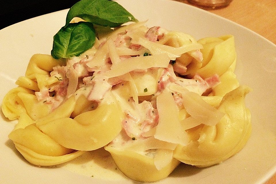 Tortellini alla Panna