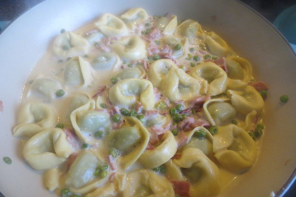 Tortellini alla Panna