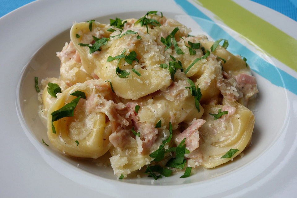 Tortellini alla Panna