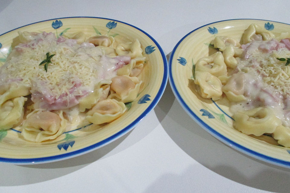 Tortellini alla Panna