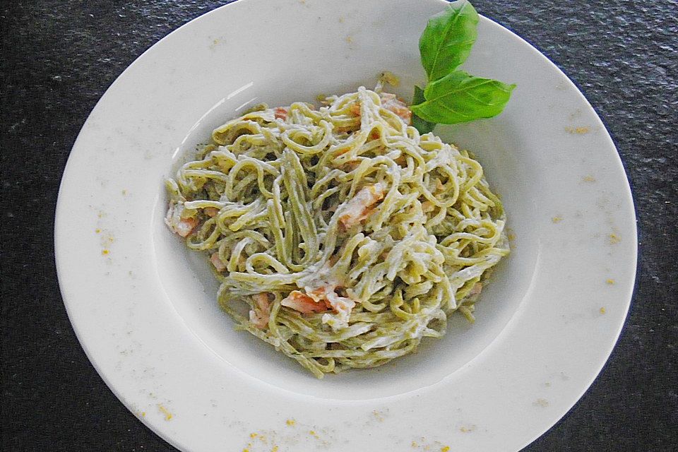 Spaghetti mit Räucherlachs