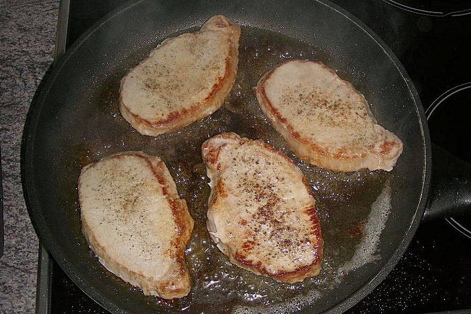 Überbackenes Schweinesteak