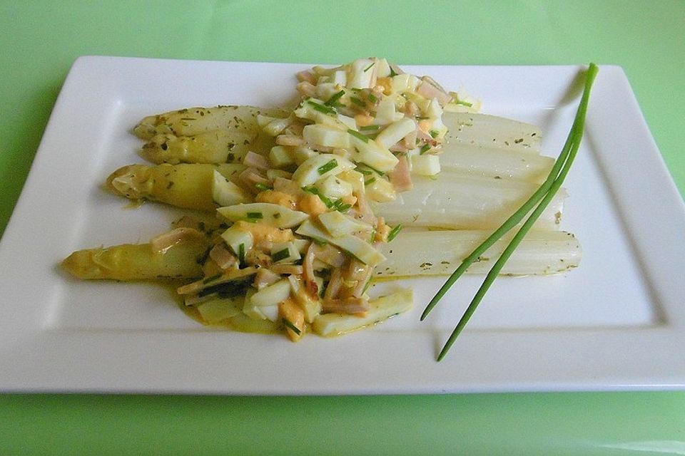 Spargel mit Bozner Sauce