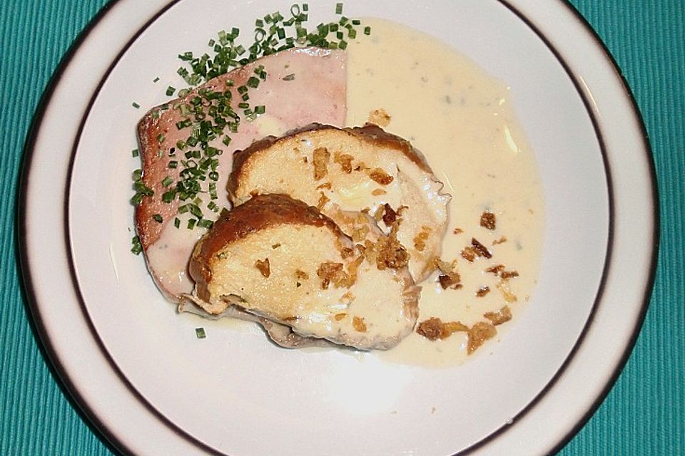 Laugenbrötchen-Leberkäse-Gratin