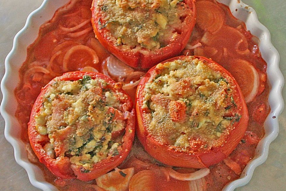 Tomate lleno gratinado