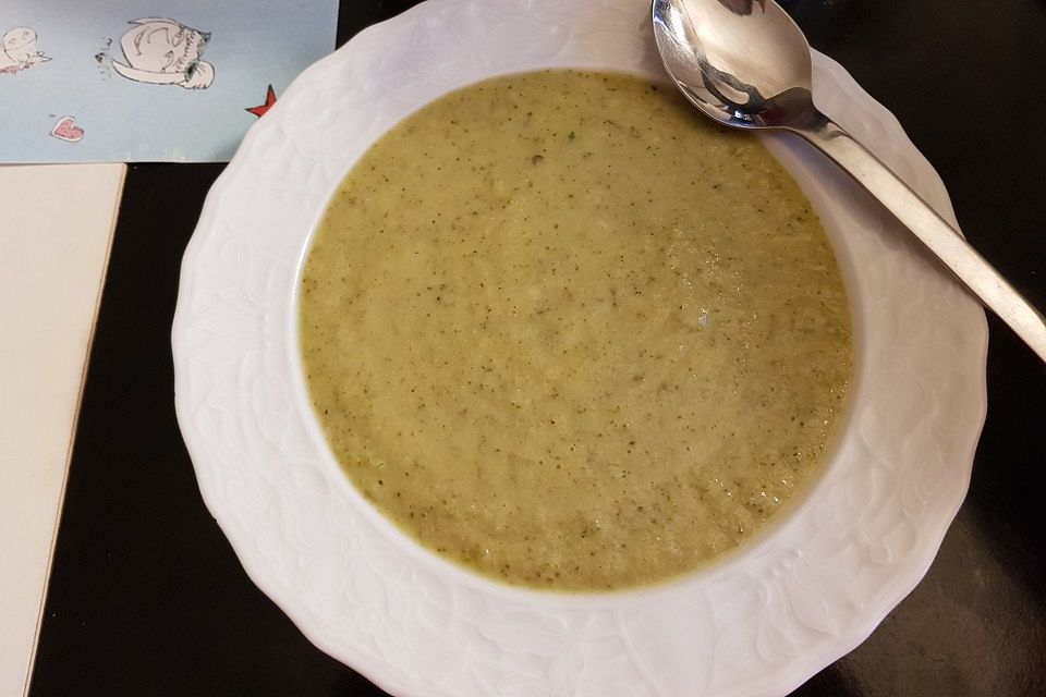 Brokkoli-Cremesuppe