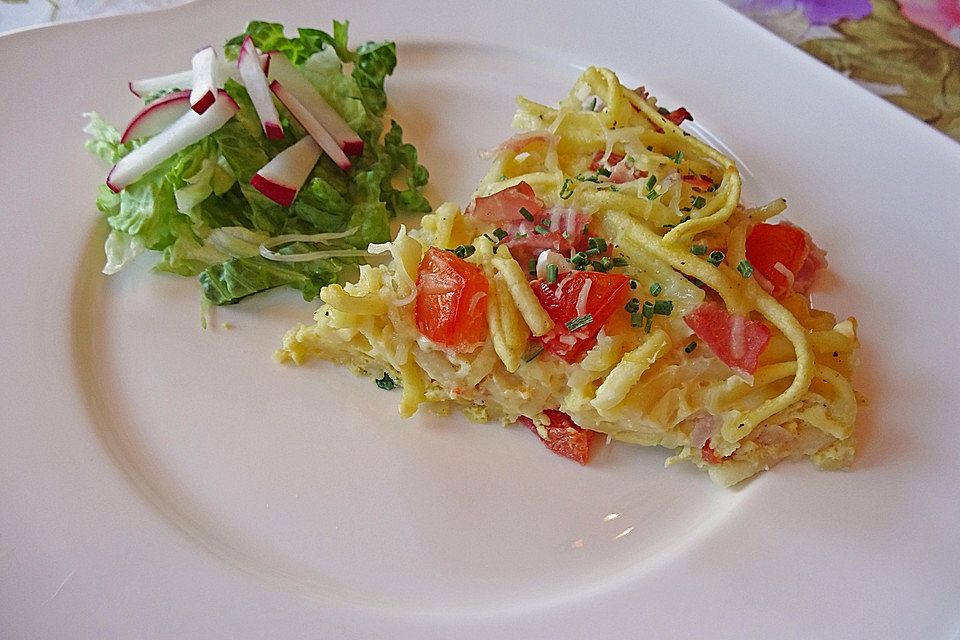 Spätzle-Frittata mit Bärlauch