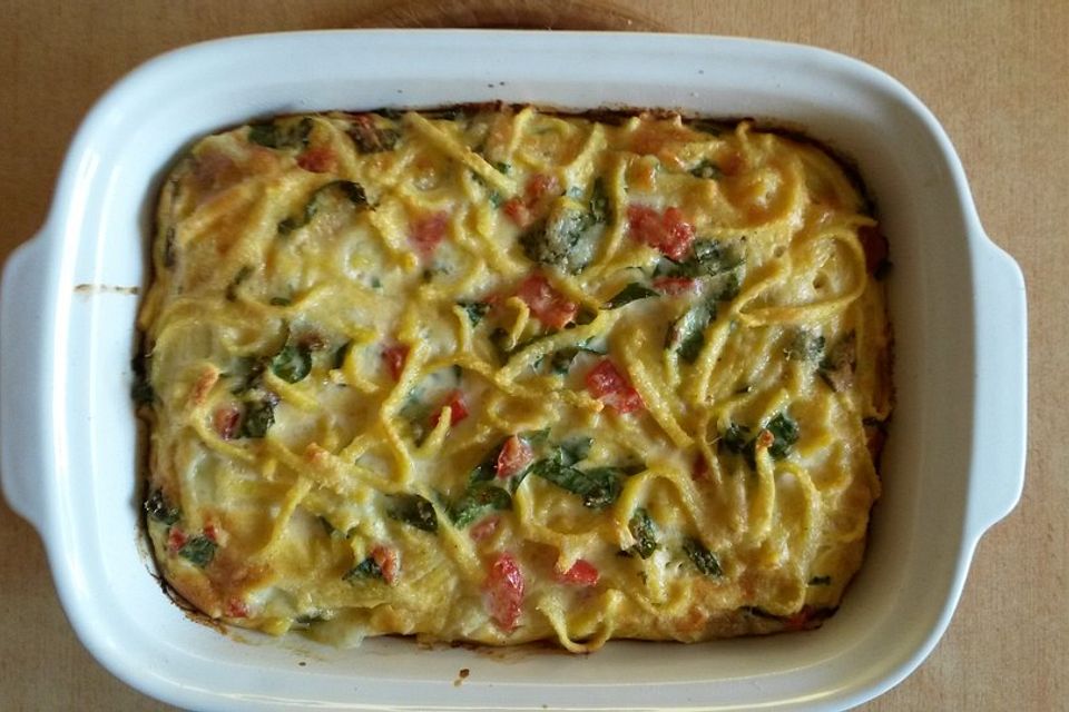 Spätzle-Frittata mit Bärlauch