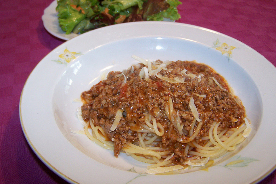 Scharfe Bolognesesoße