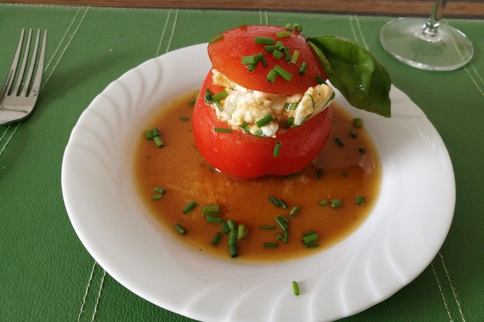 Tomaten mit Mozzarella-Tartar