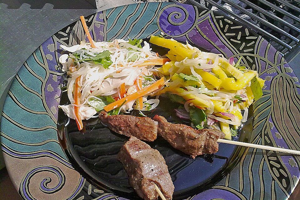 Vietnamesischer Mangosalat