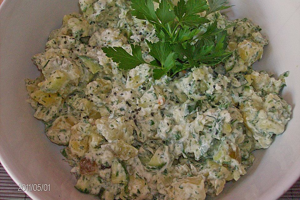 Grüner Kartoffelsalat