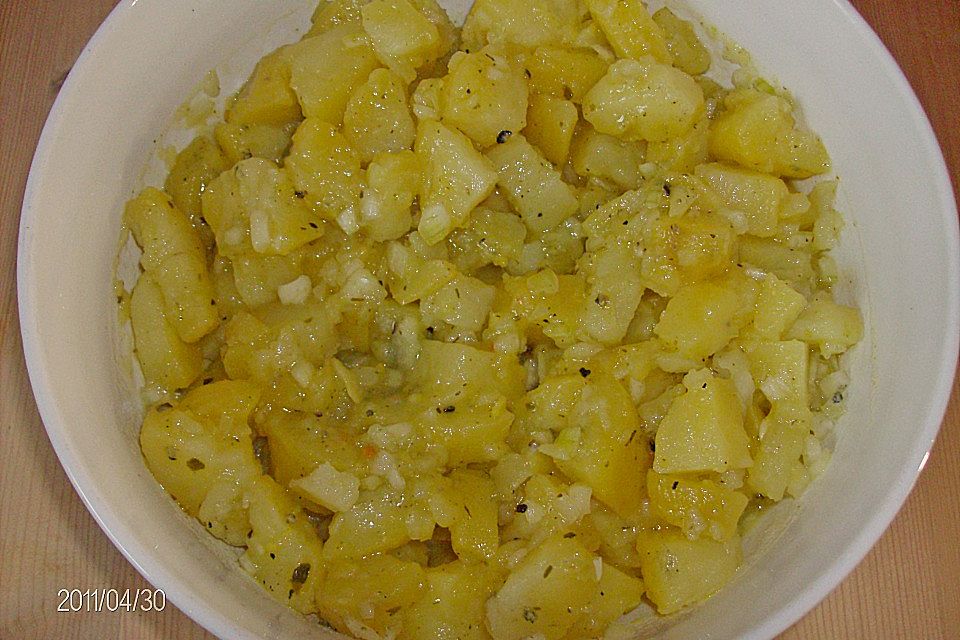 Grüner Kartoffelsalat