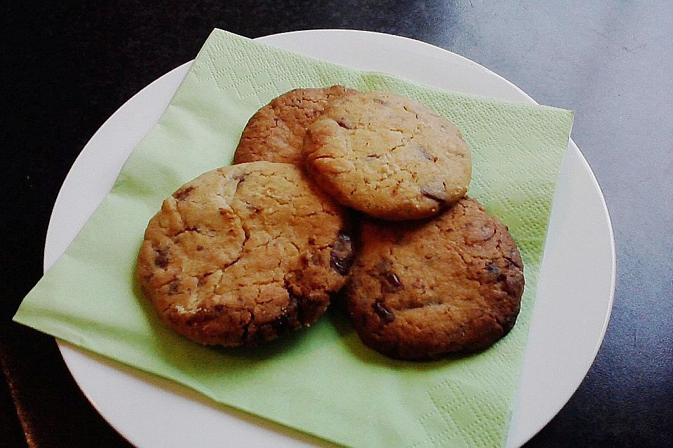 Macadamia Cookies