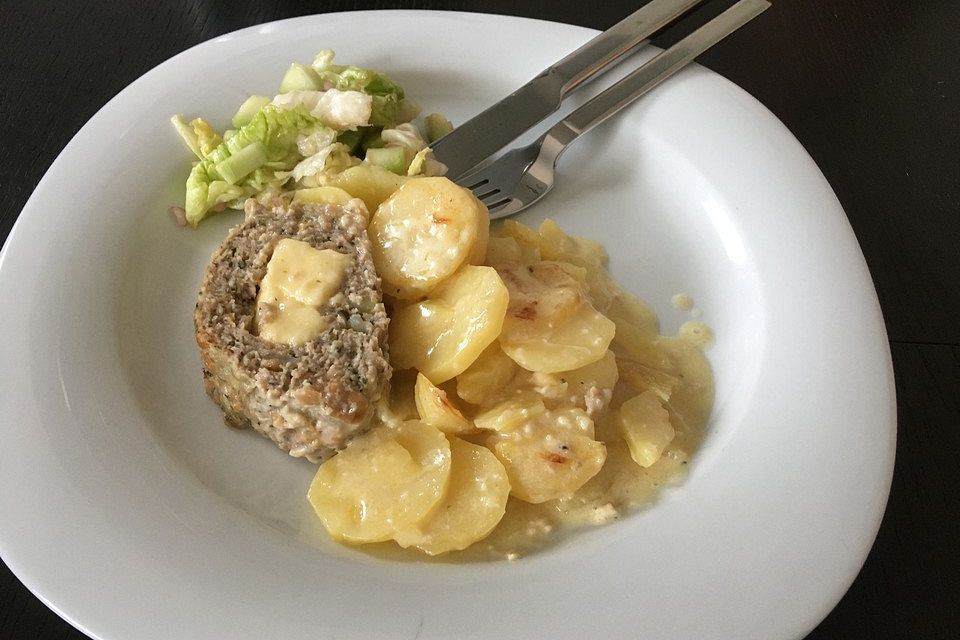 Hackbraten auf Kartoffelgratin