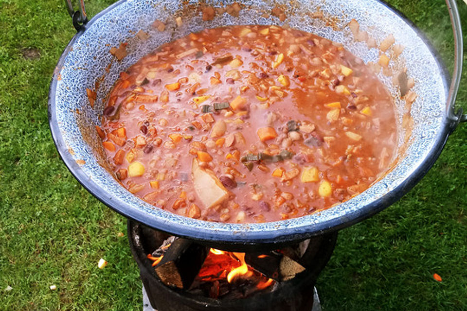 Serbische Bohnensuppe