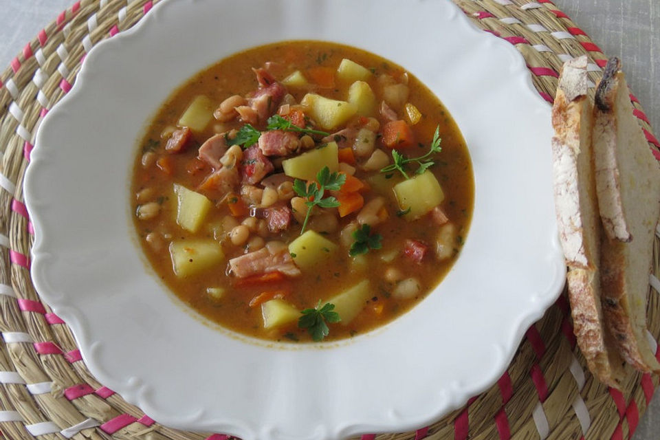 Serbische Bohnensuppe