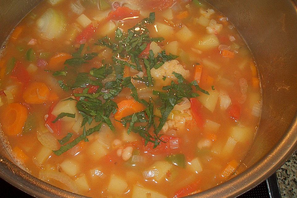 Serbische Bohnensuppe