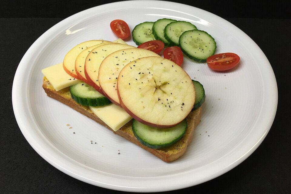 Apfel-Senf-Brot