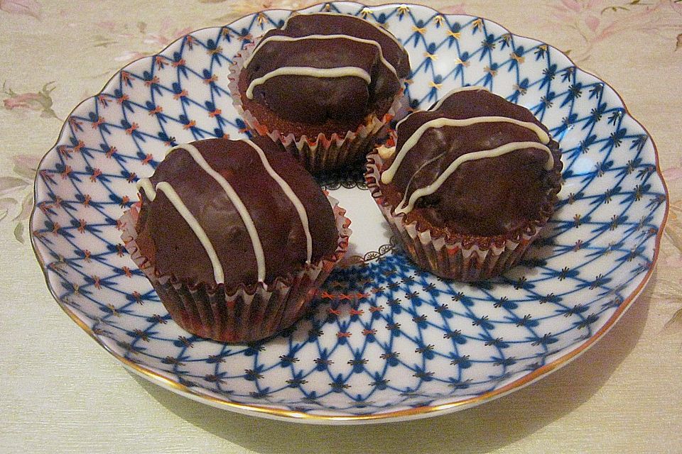 Schwarz-weiße Schokoladenmuffins