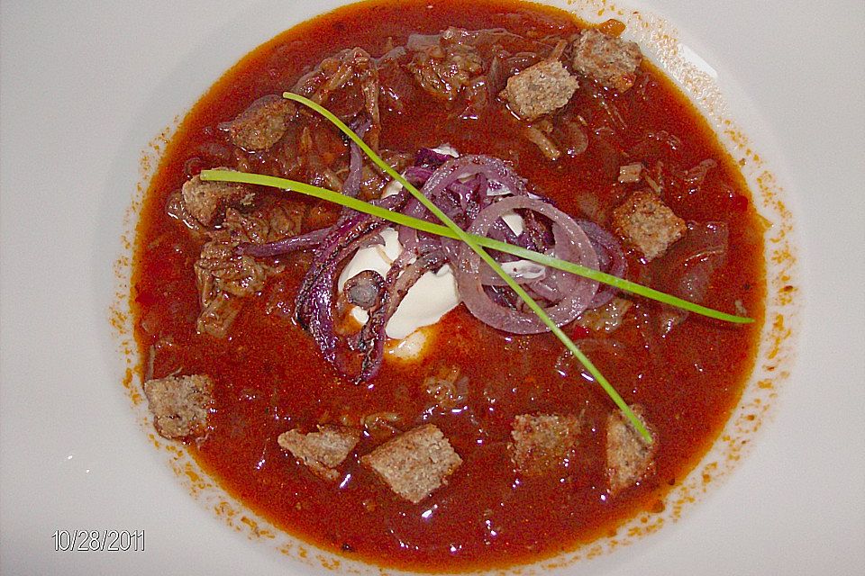 Rote Zwiebelsuppe