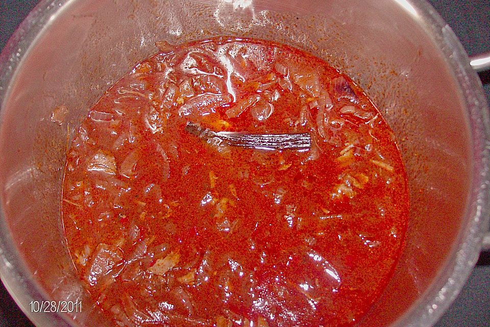 Rote Zwiebelsuppe