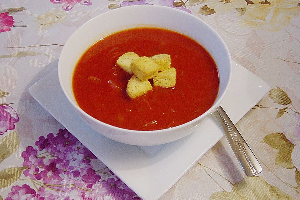 Rote Zwiebelsuppe