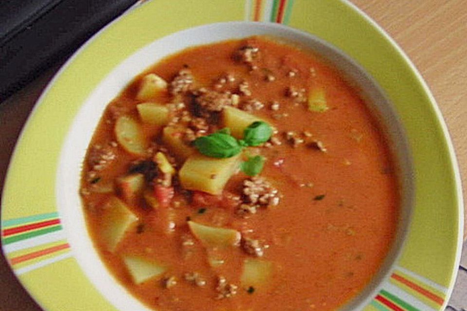 Tomatensuppe mit Hack