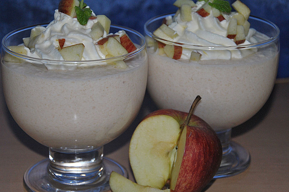 Apfel-Joghurt-Mousse