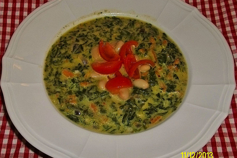 Bohnensuppe mit Spinat