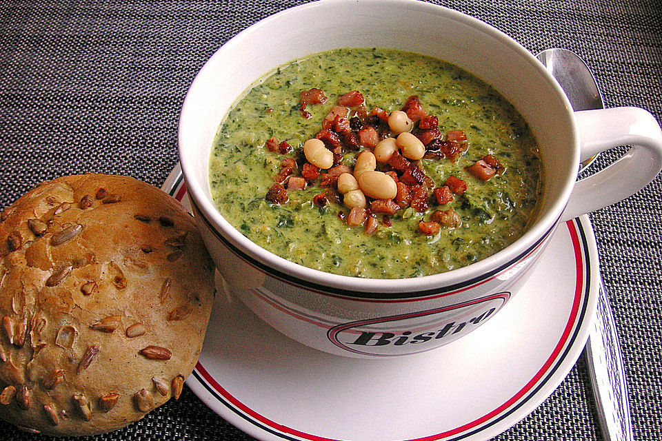 Bohnensuppe mit Spinat