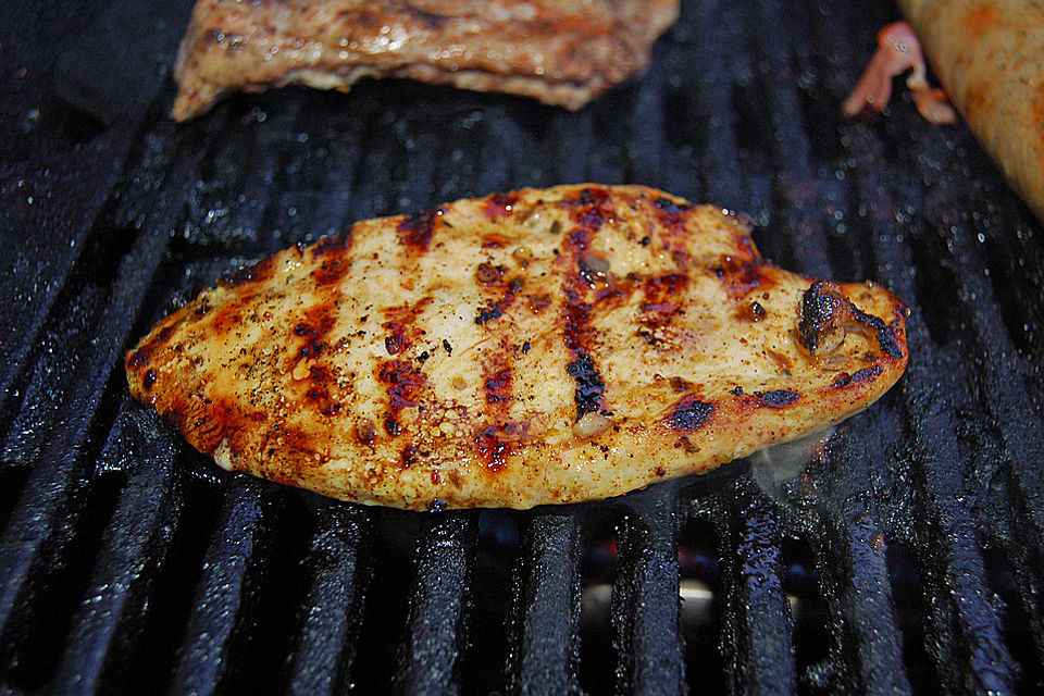 Gegrillte Hähnchenbrust in Orangenmarinade