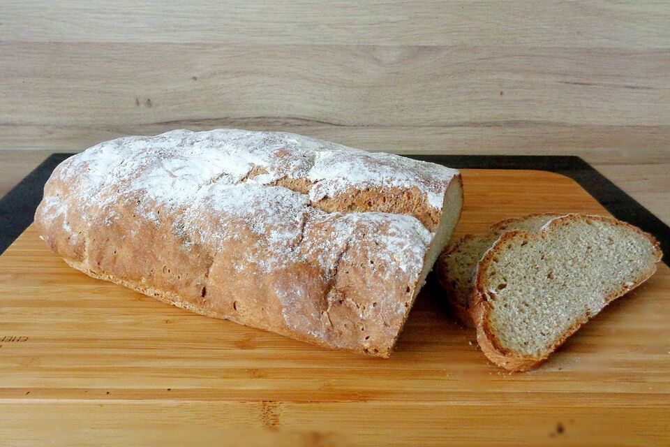 Leichtes Dinkel-Roggen Mischbrot