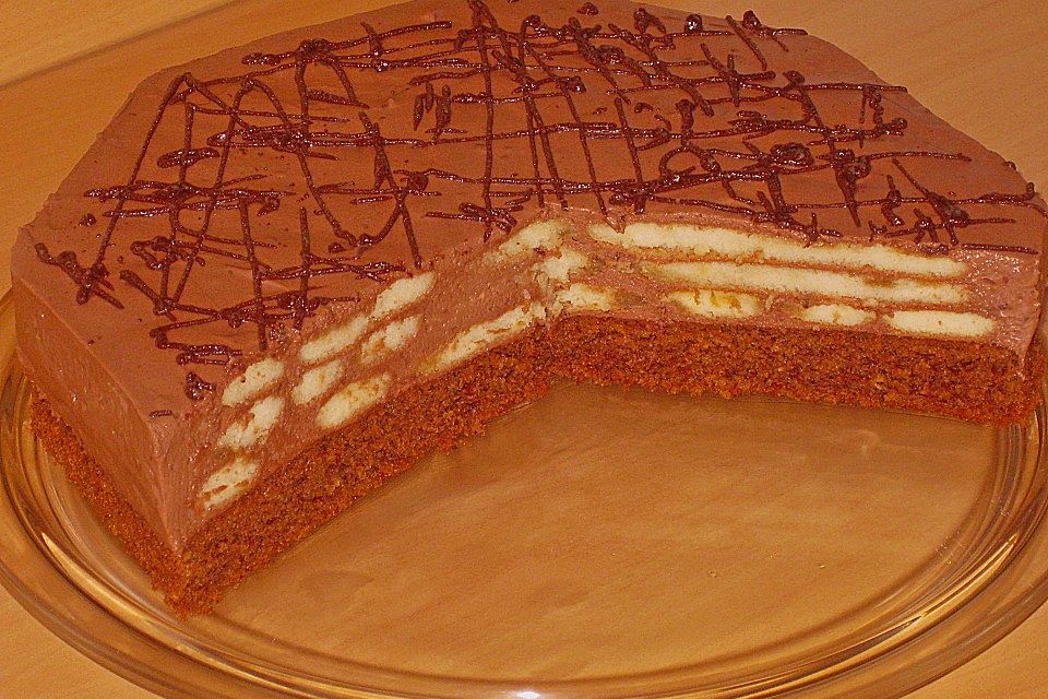 Schokolade-Biskotten Torte