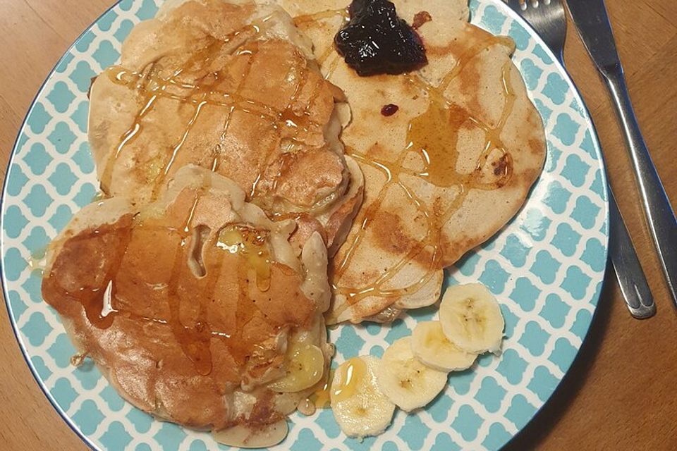 Vegane Pfannkuchen mit Banane