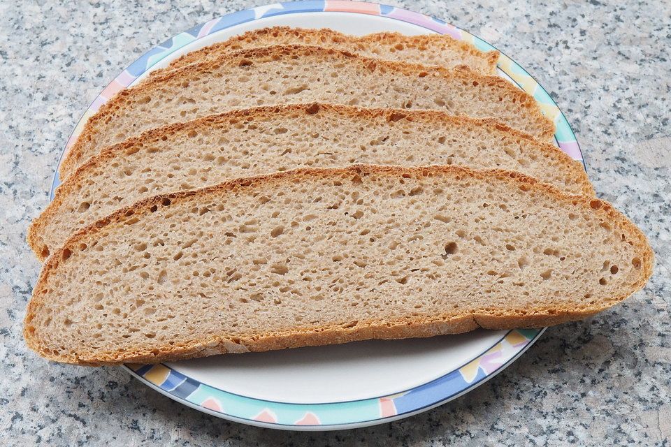 Vollkornbrot mit Sauerteig