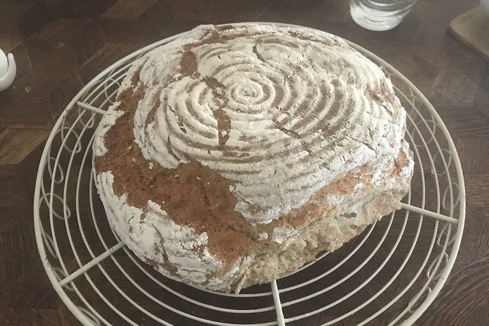 Weizen-Dinkel Brot