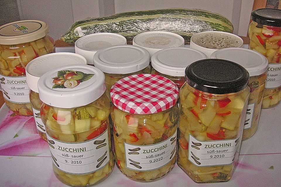 Zucchini süß-sauer