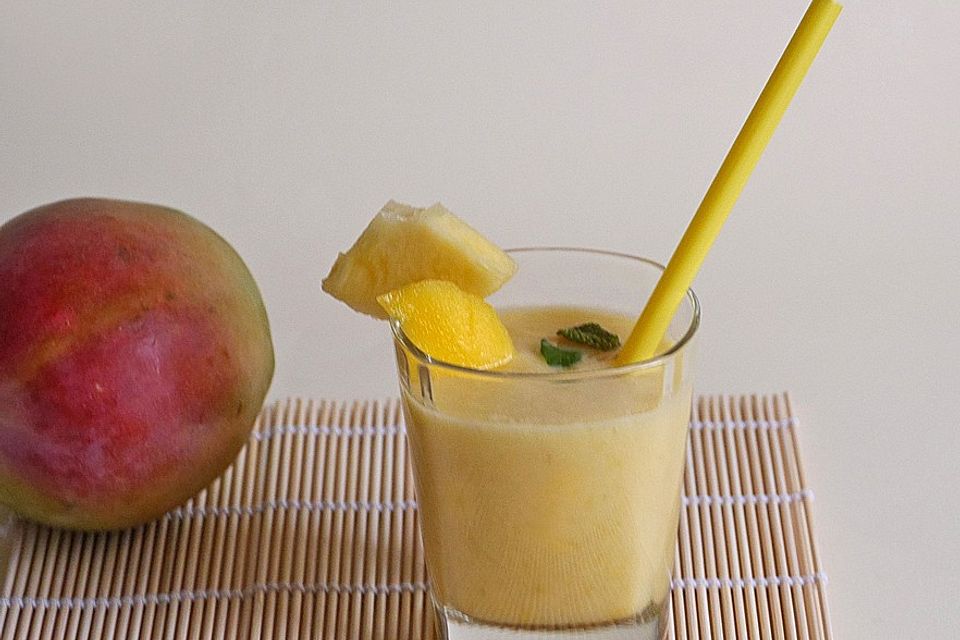 Tropischer Mango-Smoothie