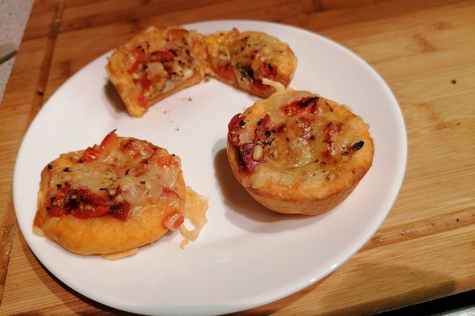 Herzhafte Salami-Gemüse-Muffins