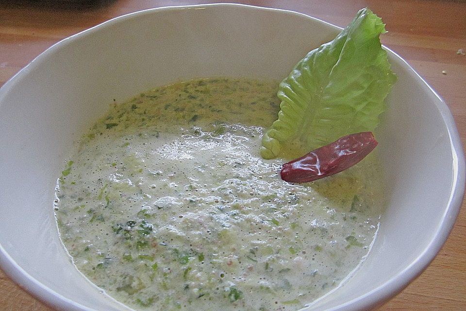 Salatsuppe