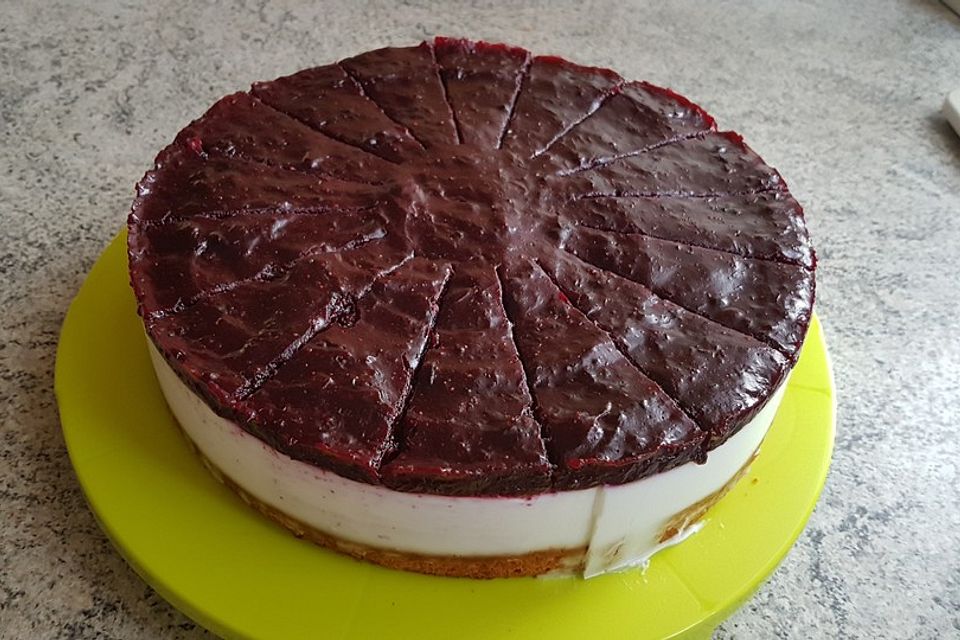 Vegane Kirsch-Bananen-Torte